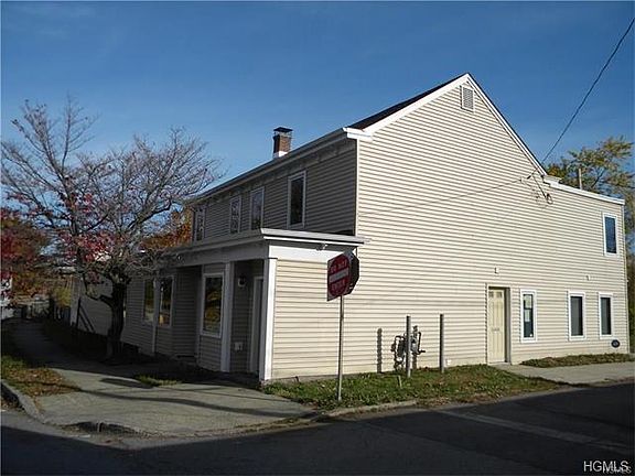 2nd image of 1 Quassaick Ave