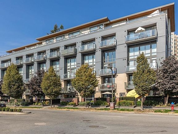 2nd image of 3090 Gladwin Rd #301