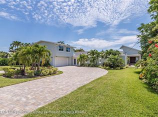 7310 W Lake Dr, Lake Clarke Shores, FL 33406