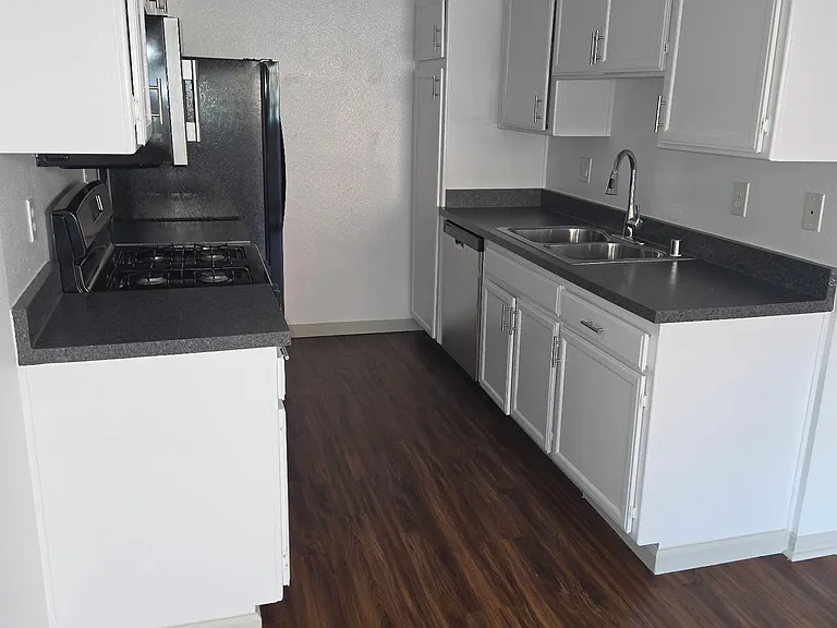 3291 Sawtelle Blvd #203 — Photo 6