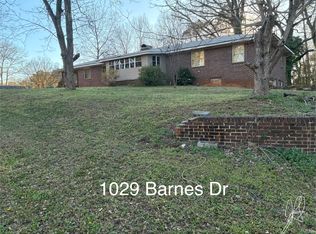 1029 Barnes Dr, Bessemer, AL 35020
