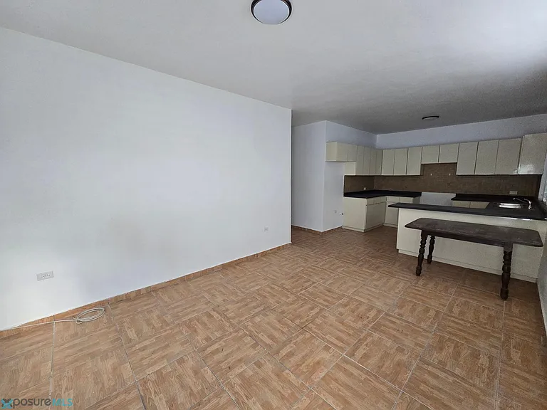 3B Cll Providencia Reparto Lopez #128 — Photo 4