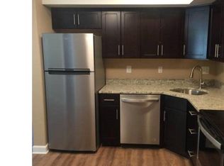 705 Abbey Ct #706, Sicklerville, NJ 08081