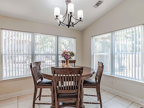 5th image of 5926 Bay Vista Dr