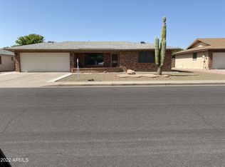 7902 E Lakeview Ave, Mesa, AZ 85209