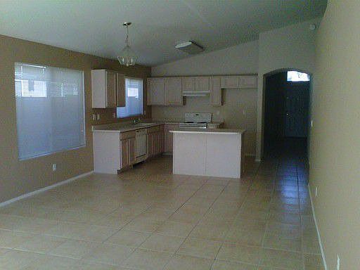 4th image of 4821 W Shannon Ct