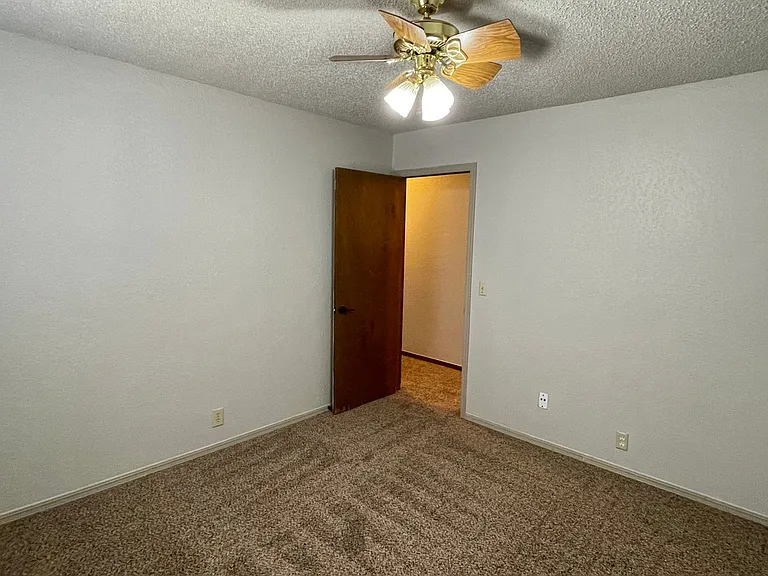 903 Northbrook Ave — Photo 14