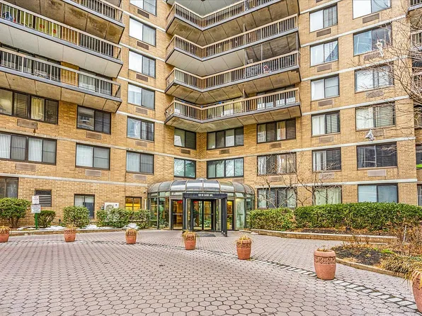 138-35 Elder Ave #5B, Flushing, NY 11355