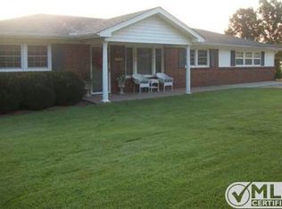 1890 Clydeton Rd, Waverly, TN 37185