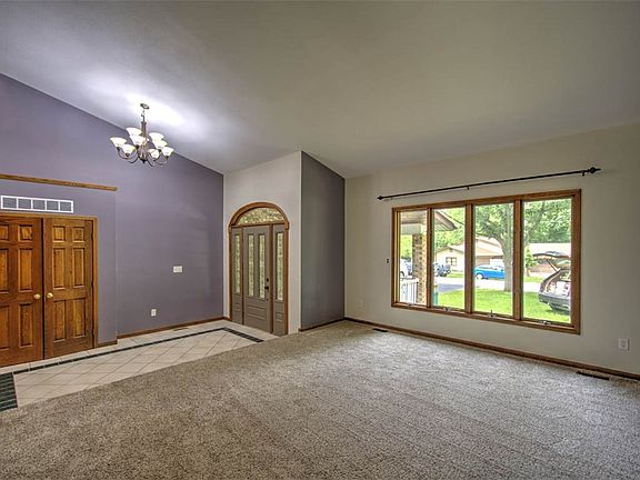 5th image of 6680 John Dr