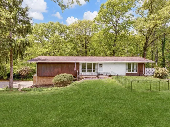 115 Hill Dr, Beaver, PA 15009