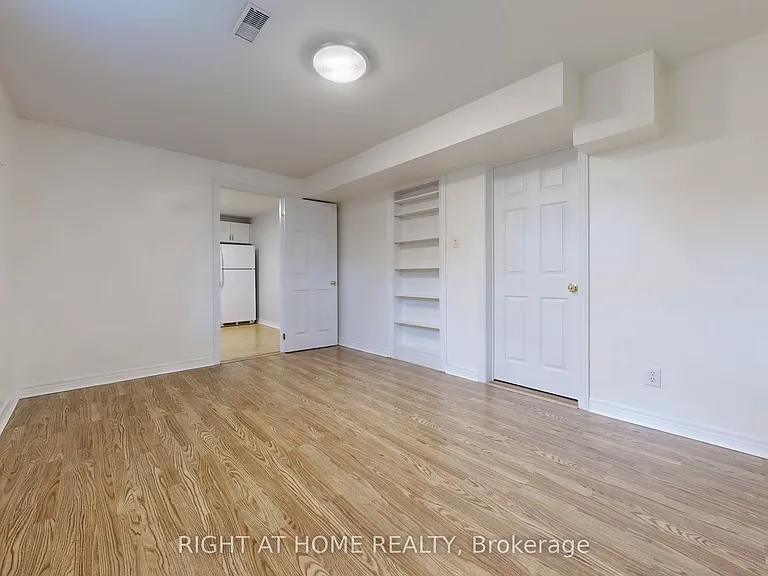 381 Leacock Dr — Photo 18