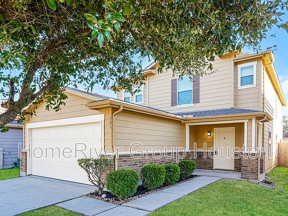 4th image of 906 Staffordale Manor Ln