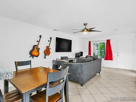 5th image of 888 Cherrywood Way Unit 3