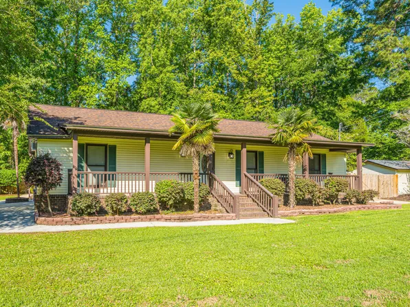 295 Forest Cir, Summerville, SC 29483