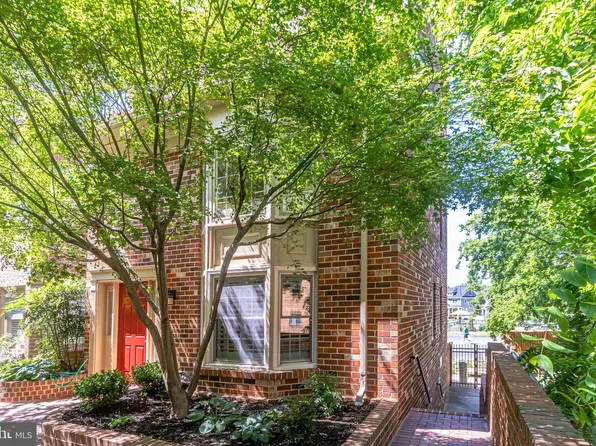 624 N Tazewell St Unit A, Arlington, VA 22203
