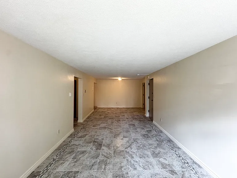 21 Franklin St #1 — Photo 3