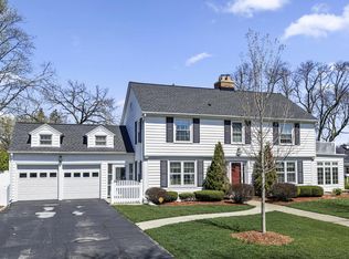 306 South Vincennes CIRCLE, Racine, WI 53402