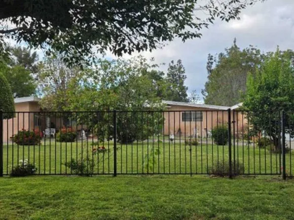 21335 Community St, Canoga Park, CA 91304