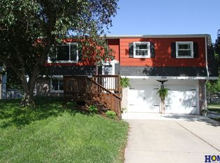 10241 N 143rd St, Waverly, NE 68462