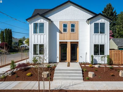 5809 NE Everett St, Portland, OR, 97213