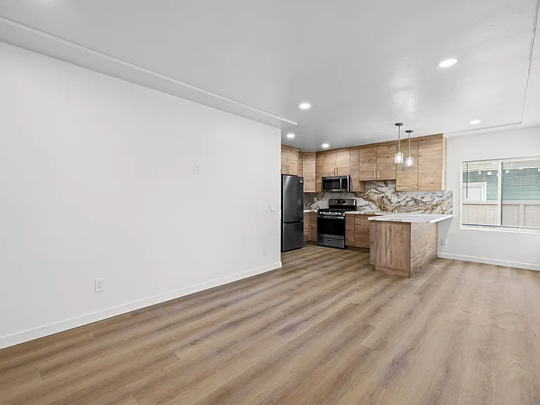 4473 Louisiana St #F — Photo 3