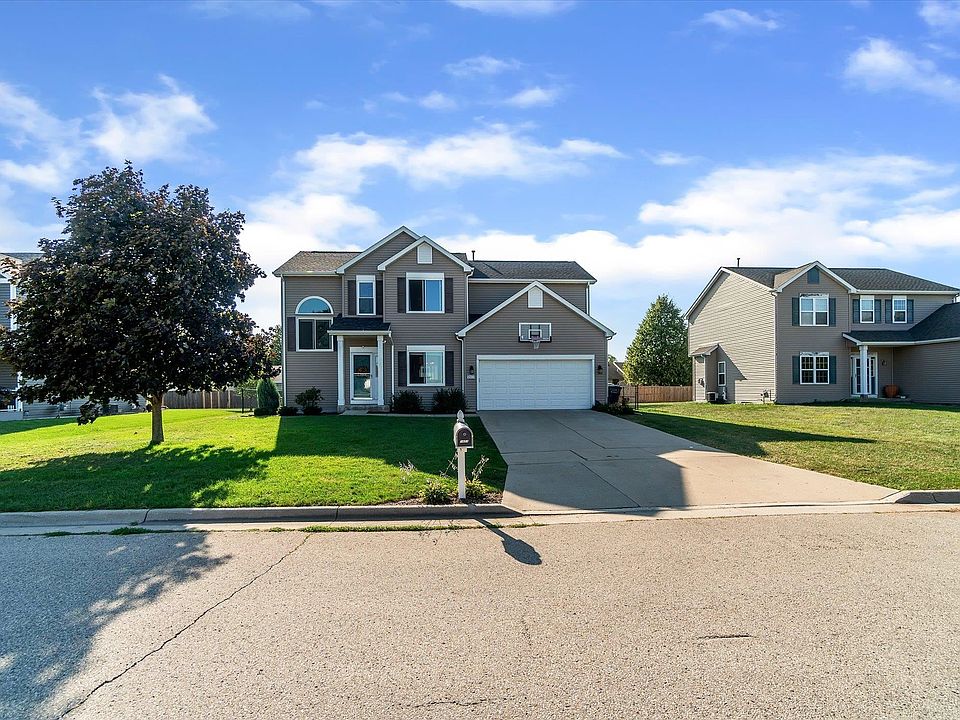 1st image of 1601 Wildrose Way