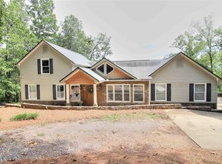 238 Mountain Ridge Dr, Manchester, GA 31816