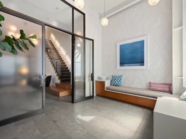 19 Jay Street image 21 of 30