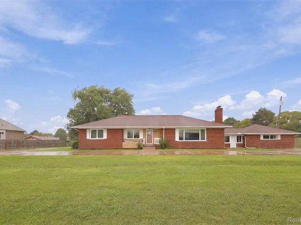 5353 Eighteen Mile Rd, Sterling Heights, MI 48314
