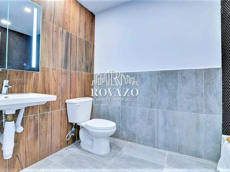 503 Market St #F5 — Photo 2