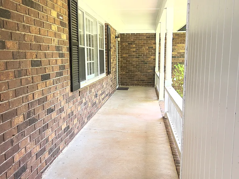 1140 Barber Creek Dr — Photo 4