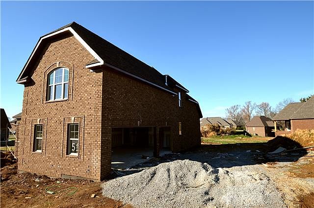 2nd image of 51 Scottland Trce #51