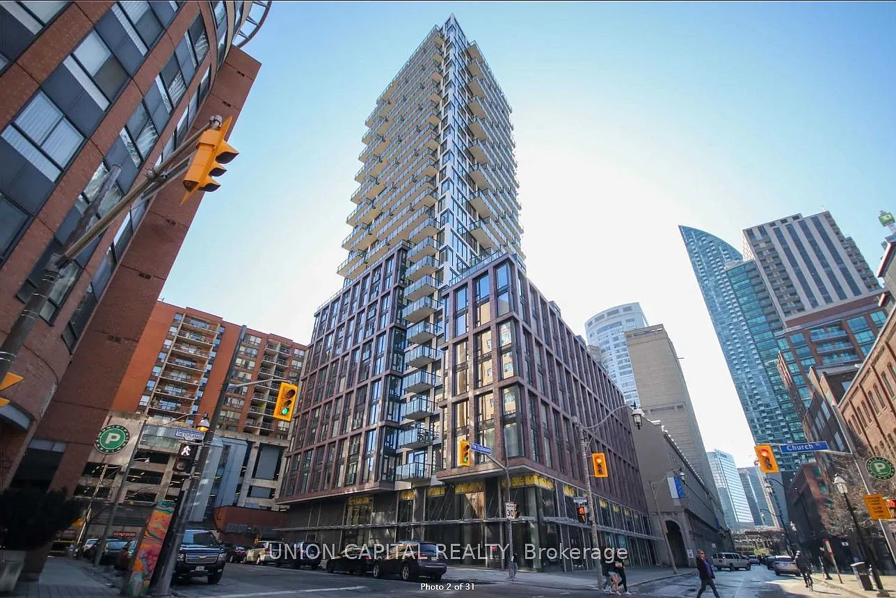 4 bed, $4,560 — Photo 1