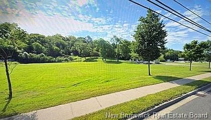 1st image of 358 1/2 Rothesay Ave