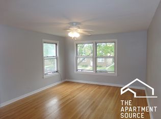 8923 Lavergne Ave APT 2S, Skokie, IL 60077