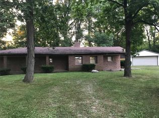 10250 Indian Boundary St, Paris, IL 61944