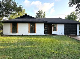 1704 Phillips Ln, Kaufman, TX 75142
