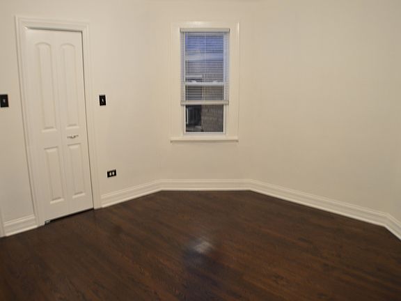 4th image of 4738 N Keystone Ave Fl 2nd