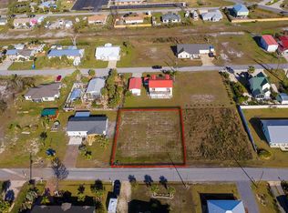 413 California Dr, Pt Saint Joe, FL 32456