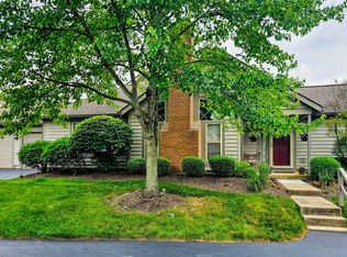 243 Deer Cross Ln, Powell, OH