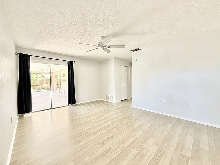 3777 Gatewood Dr — Photo 26