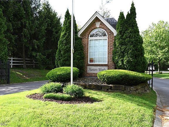 3rd image of 34 Hunters Woods Blvd #B