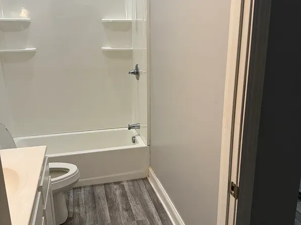 14 E Depot St #14A, Pataskala, OH 43062