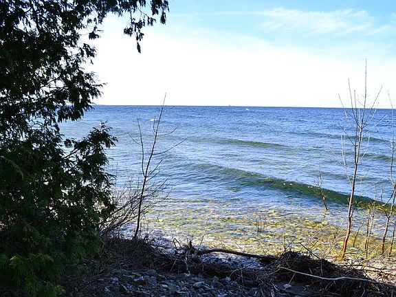 3rd image of 6026 Pebble Beach Ln