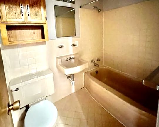 5th image of 800 Dexter St APT 208