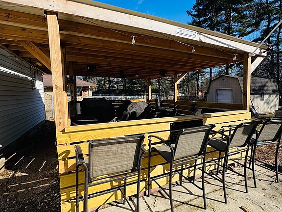 5th image of 2115 E 91st St