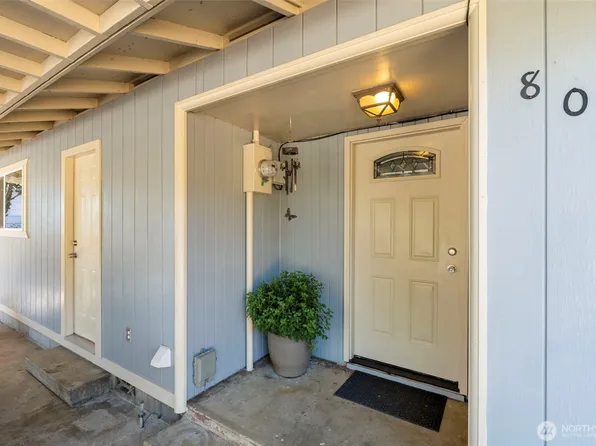 809 4th Avenue NE, Chehalis, WA 98532