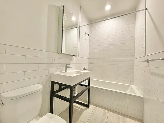 Rented by Doorway NYC, LLC | media 8