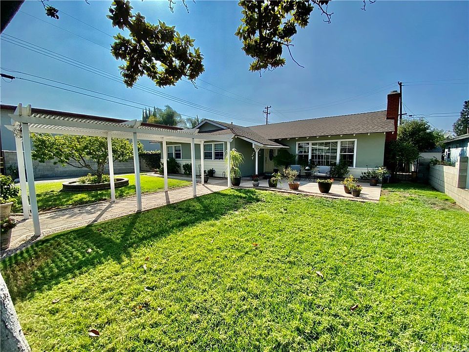 2nd image of 1143 N Ivescrest Ave